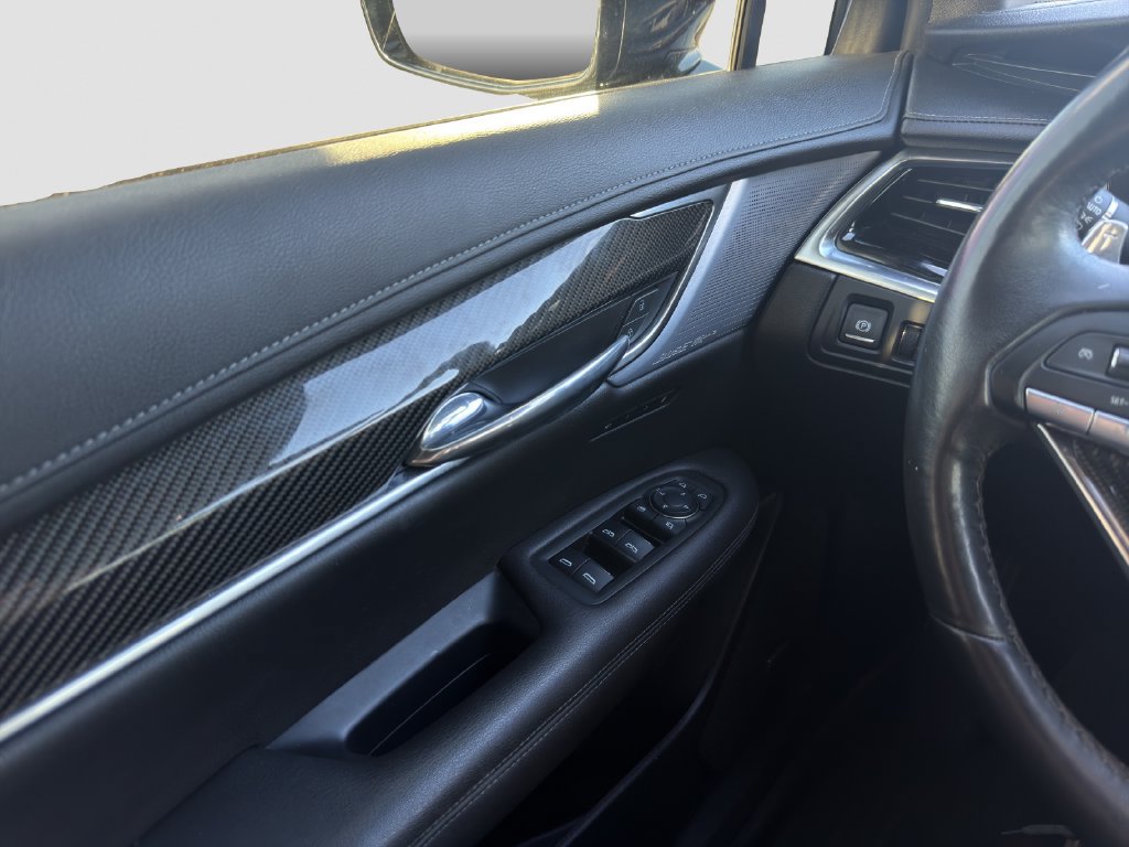 Used 2023 Cadillac XT6 Sport AWD/4WD image 25