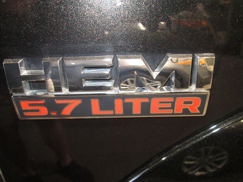 Used 2018 RAM 1500 Laramie w/ Convenience Group image 36