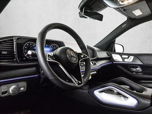 New 2026 Mercedes-Benz GLE 580 4MATIC image 10
