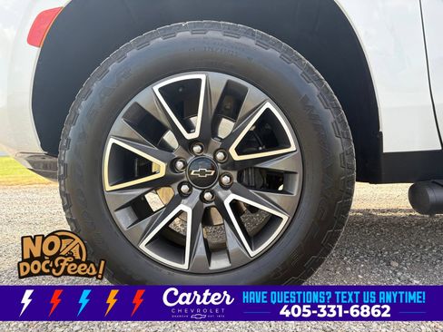 Used 2022 Chevrolet Tahoe Z71 w/ Z71 Off-Road Package AWD/4WD image 12