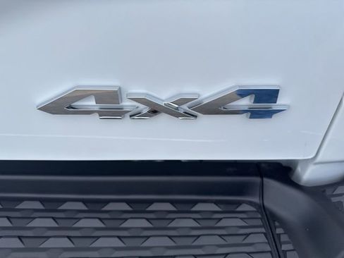 New 2026 RAM 2500 Tradesman AWD/4WD image 15