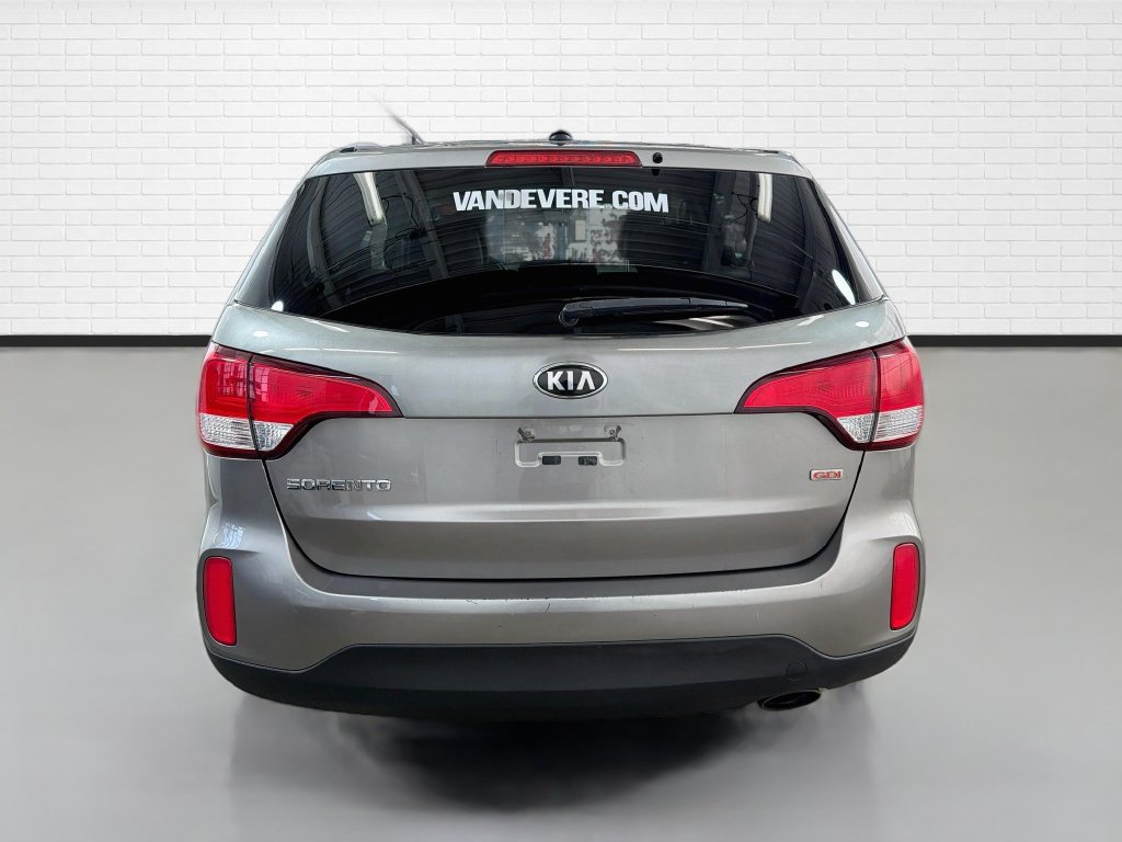 Used 2015 Kia Sorento LX FWD image 8