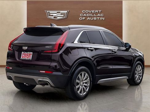 Used 2020 Cadillac XT4 Premium Luxury image 4