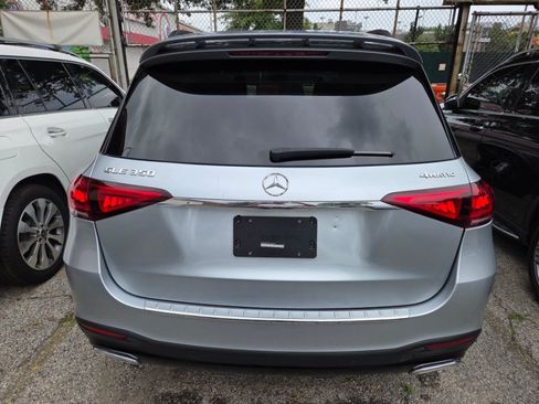 Used 2022 Mercedes-Benz GLE 350 4MATIC w/ AMG Line Exterior image 5