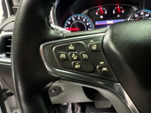 Used 2021 Chevrolet Equinox Premier AWD/4WD image 25