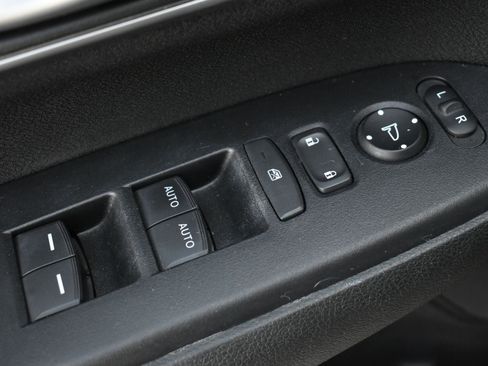 Used 2022 Honda CR-V EX image 13