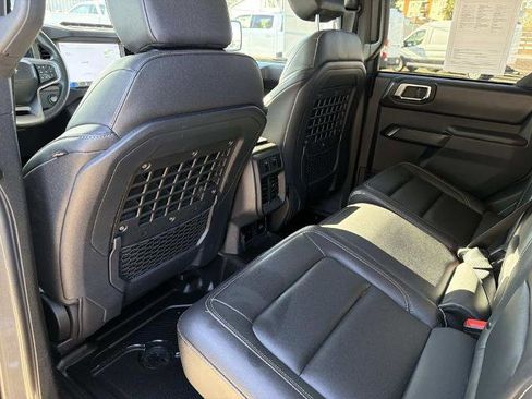 Certified 2025 Ford Bronco Badlands AWD/4WD image 13