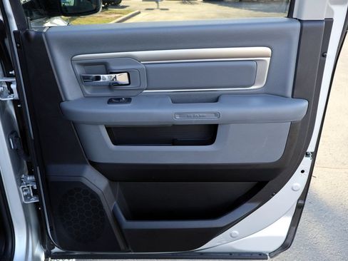 Used 2018 RAM 1500 Lone Star RWD image 22