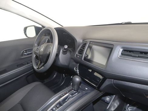 Used 2022 Honda HR-V EX image 37