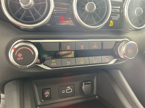 New 2025 Nissan Sentra S image 17