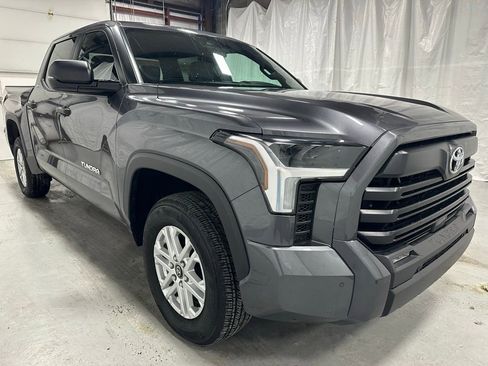 Used 2025 Toyota Tundra SR5 w/ SR5 Convenience Package image 1