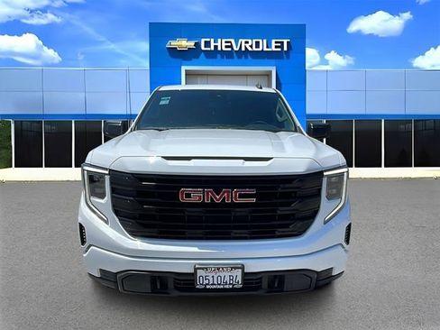 Used 2024 GMC Sierra 1500 Pro w/ Graphite Edition RWD image 8