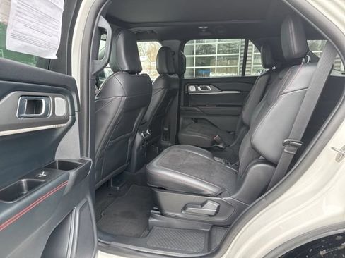 Certified 2025 Ford Explorer ST w/ Sun And Sound Package AWD/4WD image 22