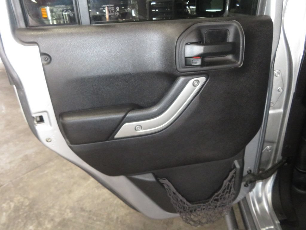 Used 2015 Jeep Wrangler Unlimited Sport AWD/4WD image 21