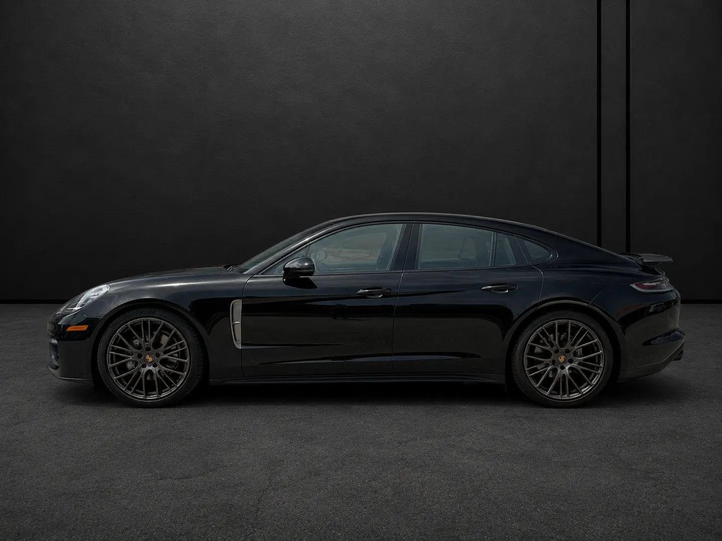 Used 2023 Porsche Panamera image 6