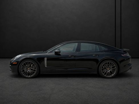 Used 2023 Porsche Panamera image 6