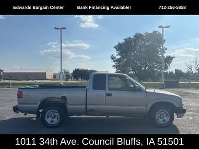 Used 2002 Chevrolet S10 Pickup 2WD Extended Cab w/ Comfort Convenience Pkg