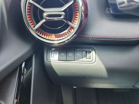 Certified 2025 Chevrolet Equinox RS w/ Safety and Technology Package AWD/4WD image 21