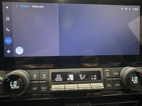 Used 2025 Toyota Grand Highlander AWD image 37