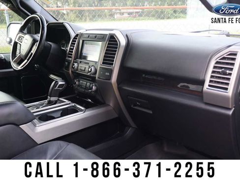 Used 2017 Ford F150 Platinum w/ Equipment Group 701A Luxury AWD/4WD image 30