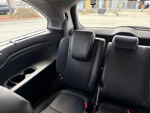 Certified 2024 Honda Odyssey Elite image 23