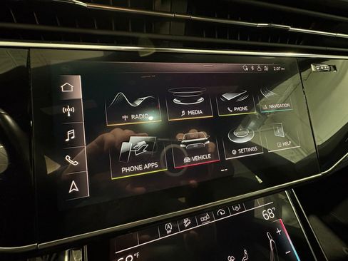 Used 2019 Audi Q8 Premium Plus w/ Premium Plus image 20