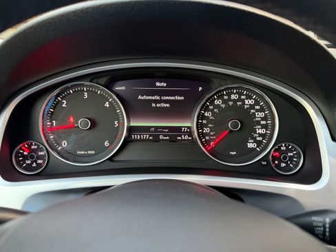 Used 2012 Volkswagen Touareg Sport AWD/4WD image 63