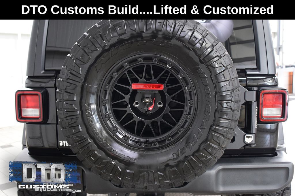Used 2026 Jeep Wrangler Unlimited Sport AWD/4WD image 23