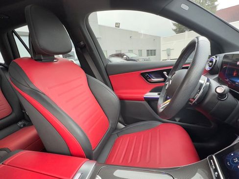 Used 2024 Mercedes-Benz GLC 43 AMG 4MATIC image 20