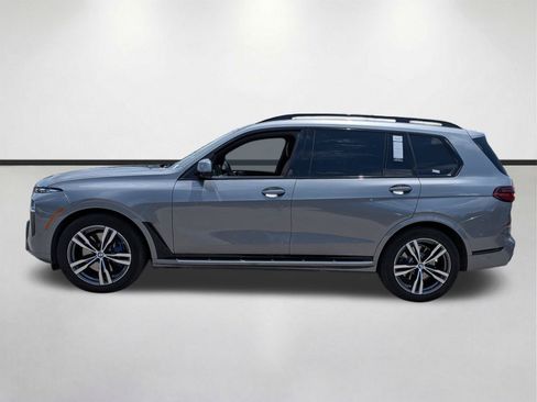 Used 2026 BMW X7 xDrive40i w/ M Sport Package AWD/4WD image 7