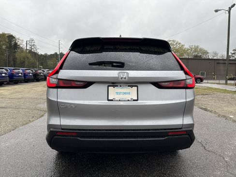 Certified 2025 Honda CR-V LX image 5