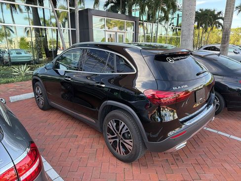 Certified 2025 Mercedes-Benz GLA 250 image 7