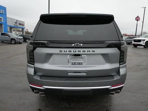 New 2026 Chevrolet Suburban High Country image 5