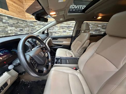 Used 2018 Honda Odyssey EX-L image 11