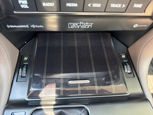 Used 2022 Lexus GX 460 Premium AWD/4WD image 23