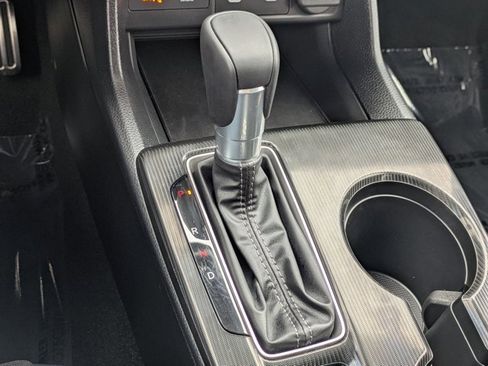 Used 2025 Honda Civic Sport image 12