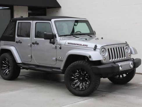 Used 2016 Jeep Wrangler Unlimited Sahara w/ Connectivity Group image 1
