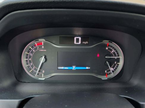 Used 2017 Honda Pilot Touring image 16