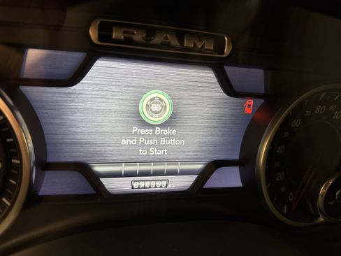 Used 2019 RAM 1500 Big Horn image 6