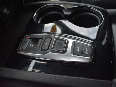 Used 2017 Honda Pilot Touring image 34