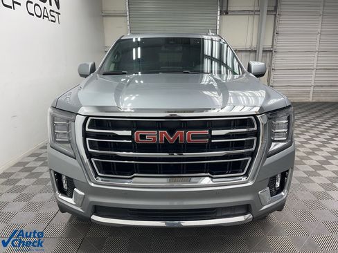 Used 2023 GMC Yukon XL SLT image 9