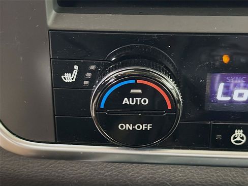 Used 2023 Nissan Rogue SV w/ SV Premium B Package AWD/4WD image 24