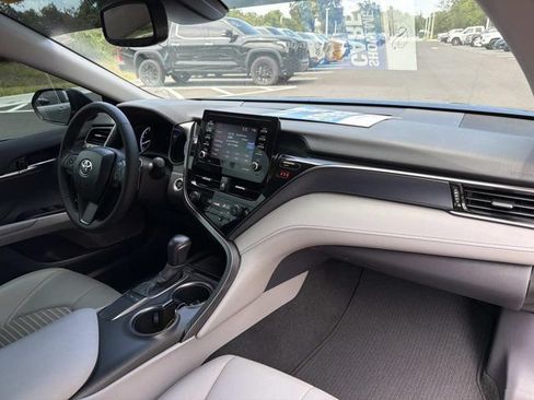 Certified 2024 Toyota Camry SE w/ Convenience Package FWD image 17