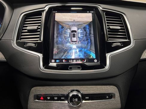 Used 2024 Volvo XC90 B6 Ultimate w/ Protection Package Premier image 9