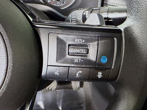 Used 2023 Nissan Rogue SV image 15