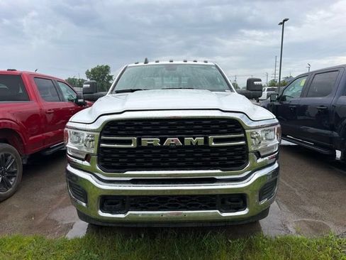 Used 2024 RAM 3500 Tradesman w/ Towing Technology Group AWD/4WD image 2