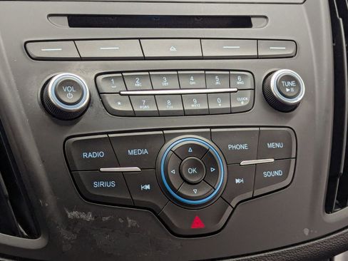 Used 2017 Ford C-MAX SE image 25