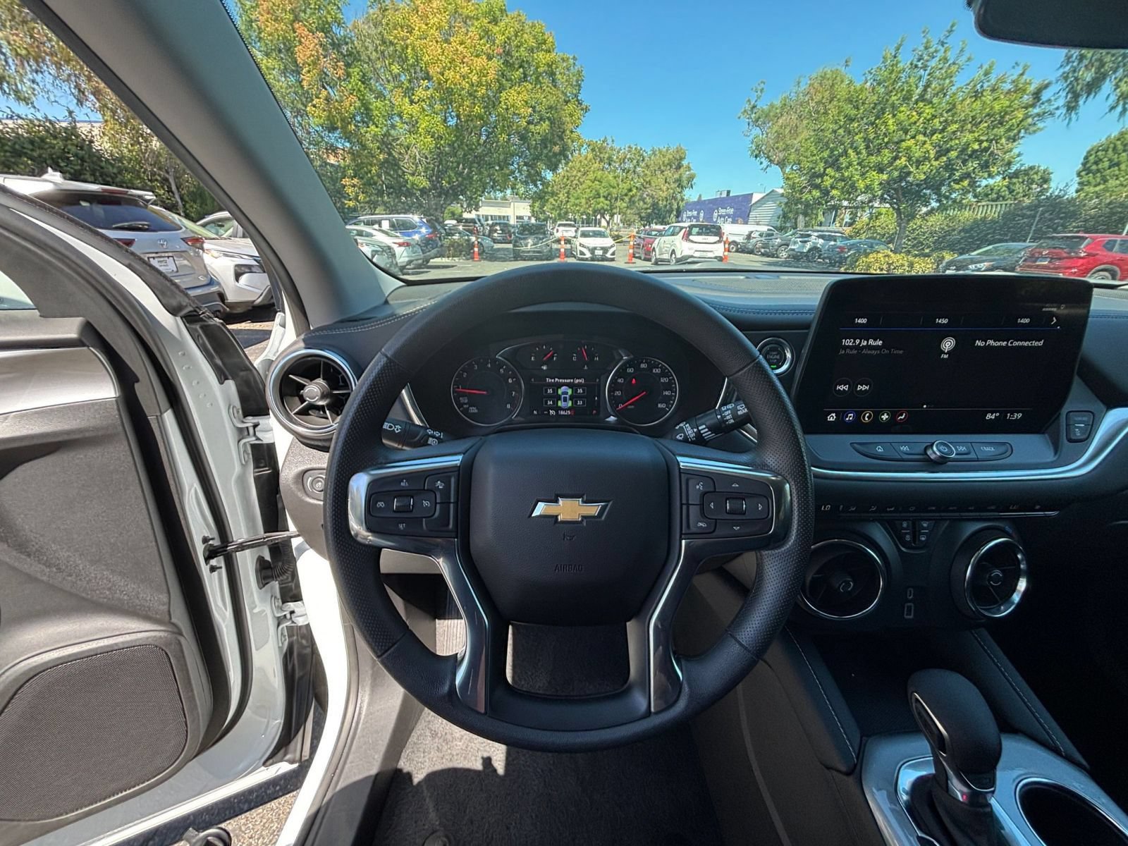 Used 2026 Chevrolet Blazer LT FWD image 34