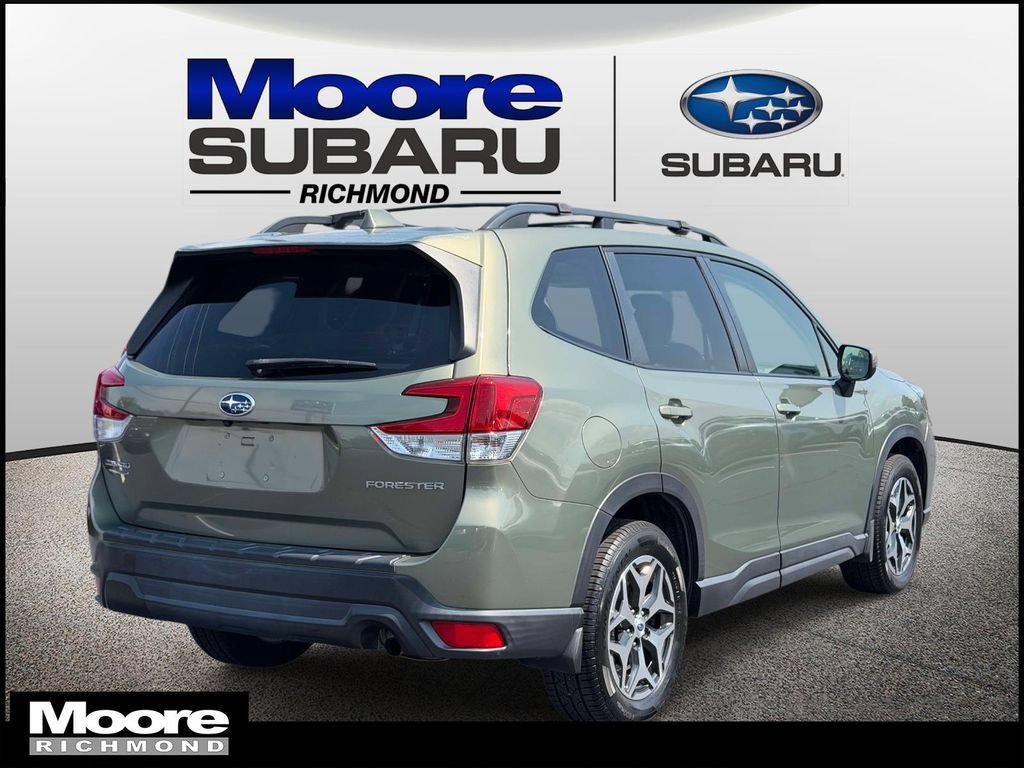 Used 2019 Subaru Forester Premium w/ All-Weather Package AWD/4WD image 2