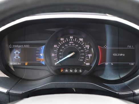 Used 2018 Ford Edge SEL w/ Equipment Group 201A AWD/4WD image 31